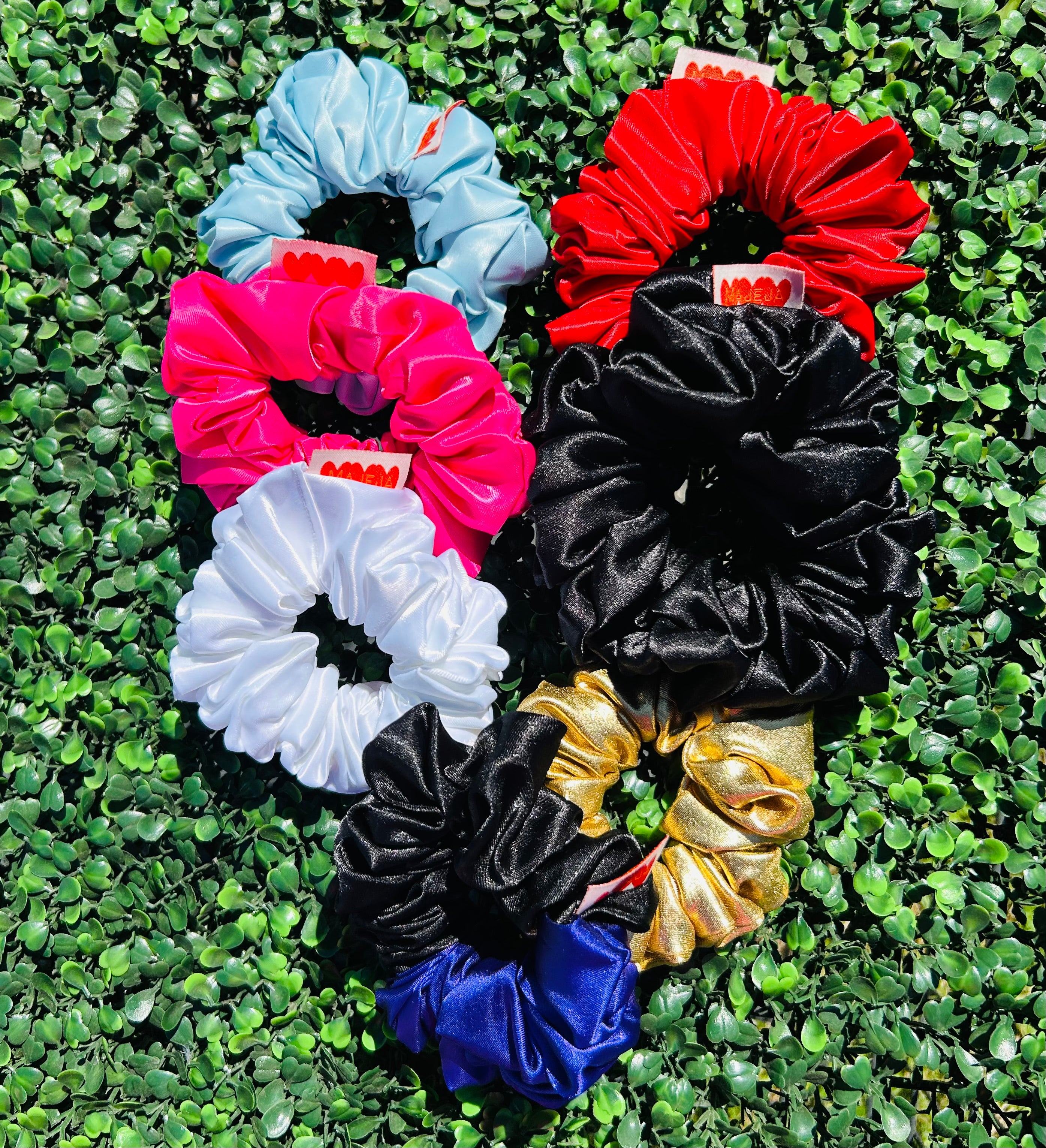Majeja Angelor Large scrunchies